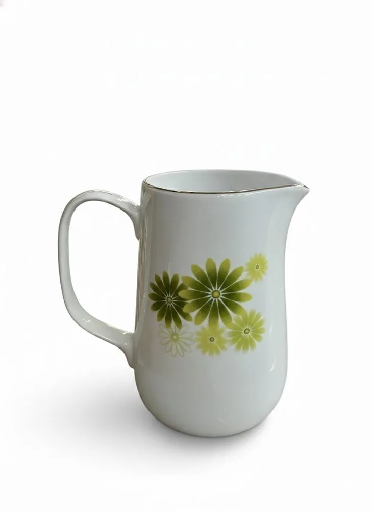 GREEN FLOWER W/JUG